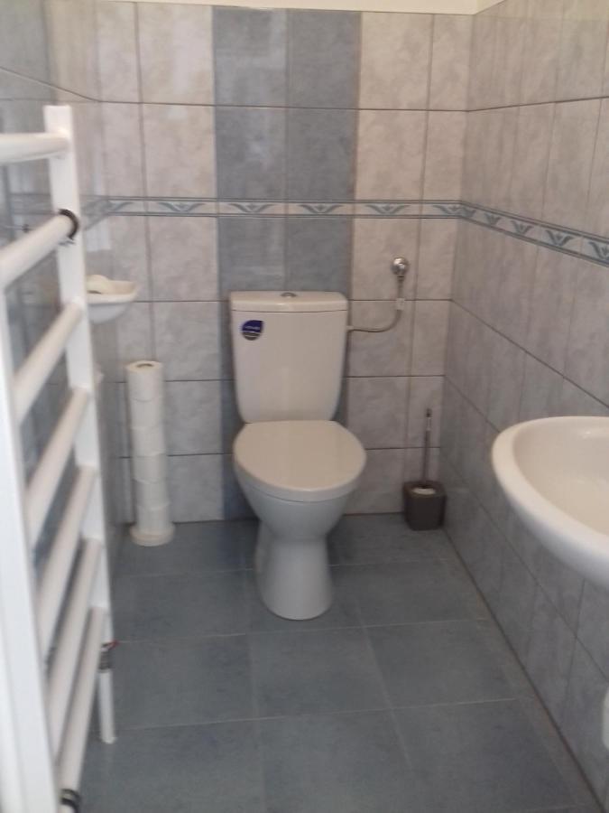 Harmatcsepp Apartmanhaz Ньиредьхаза Экстерьер фото